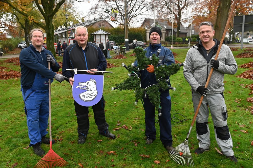 In Wulfen zeigt der Wappenbaumverein, wie Gemeinschaft gelebt wird. Mitglieder versammelten sich kürzlich, um den Dorfpark weihnachtlich zu gestalten, ein Zeichen ihres Engagements und Zusammenhalts für bevorstehende Festlichkeiten.
