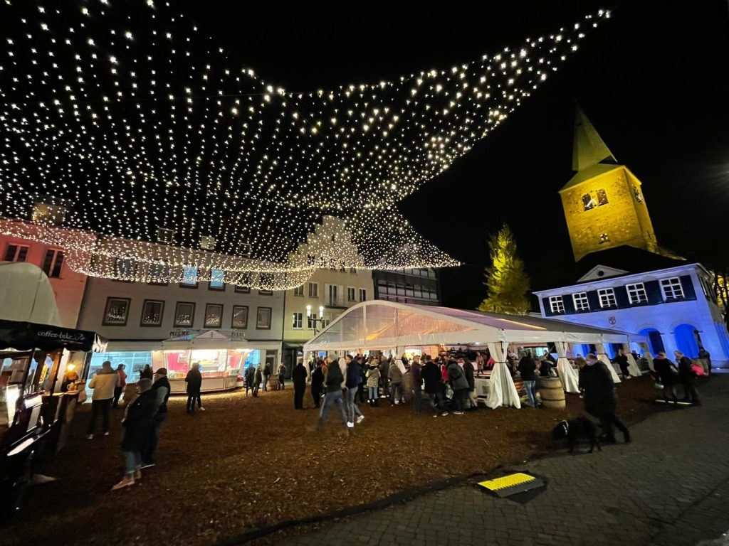 Der Winter in Dorsten verspricht wieder Zauber pur. Die Stadt bereitet sich darauf vor, mit festlichen Veranstaltungen und besonderen Momenten eine zauberhafte Atmosphäre zu schaffen.